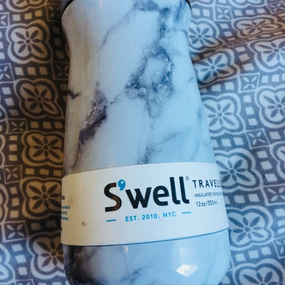 Swell traveler mug NWT